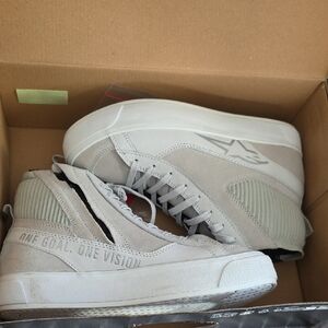 White High Top Motorcycle Shoes(unworn)